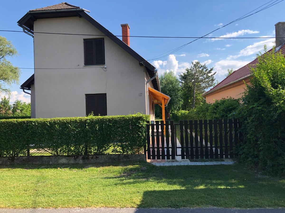 Maria Villa Balatonmáriafürdő 外观 照片