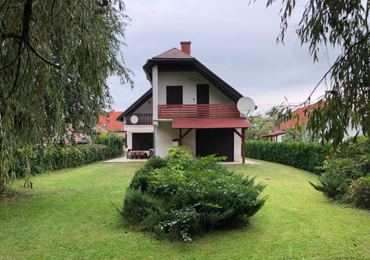 Maria Villa Balatonmáriafürdő 外观 照片